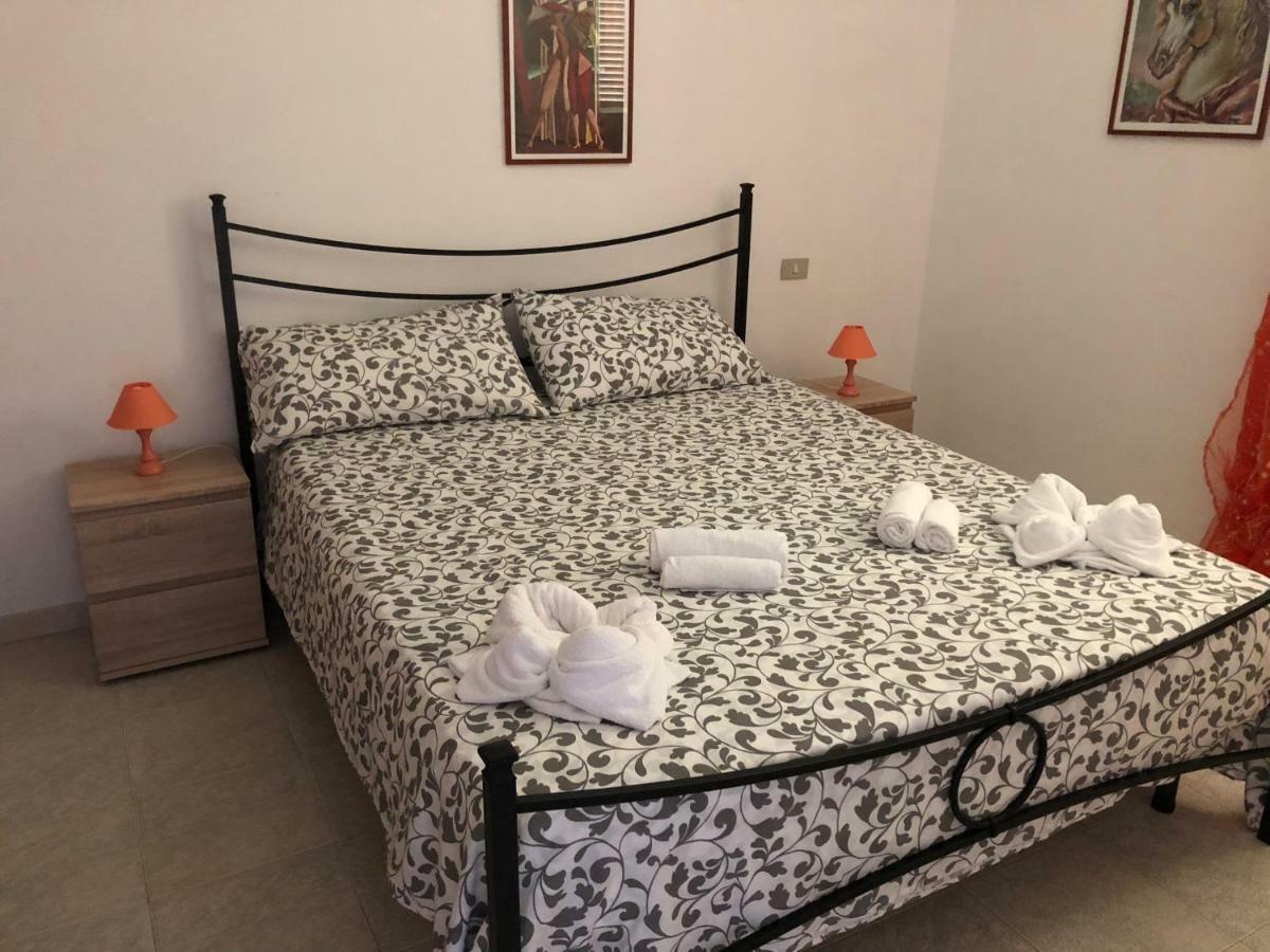 Casa Seu Appartamento Santa Teresa di Gallura Esterno foto